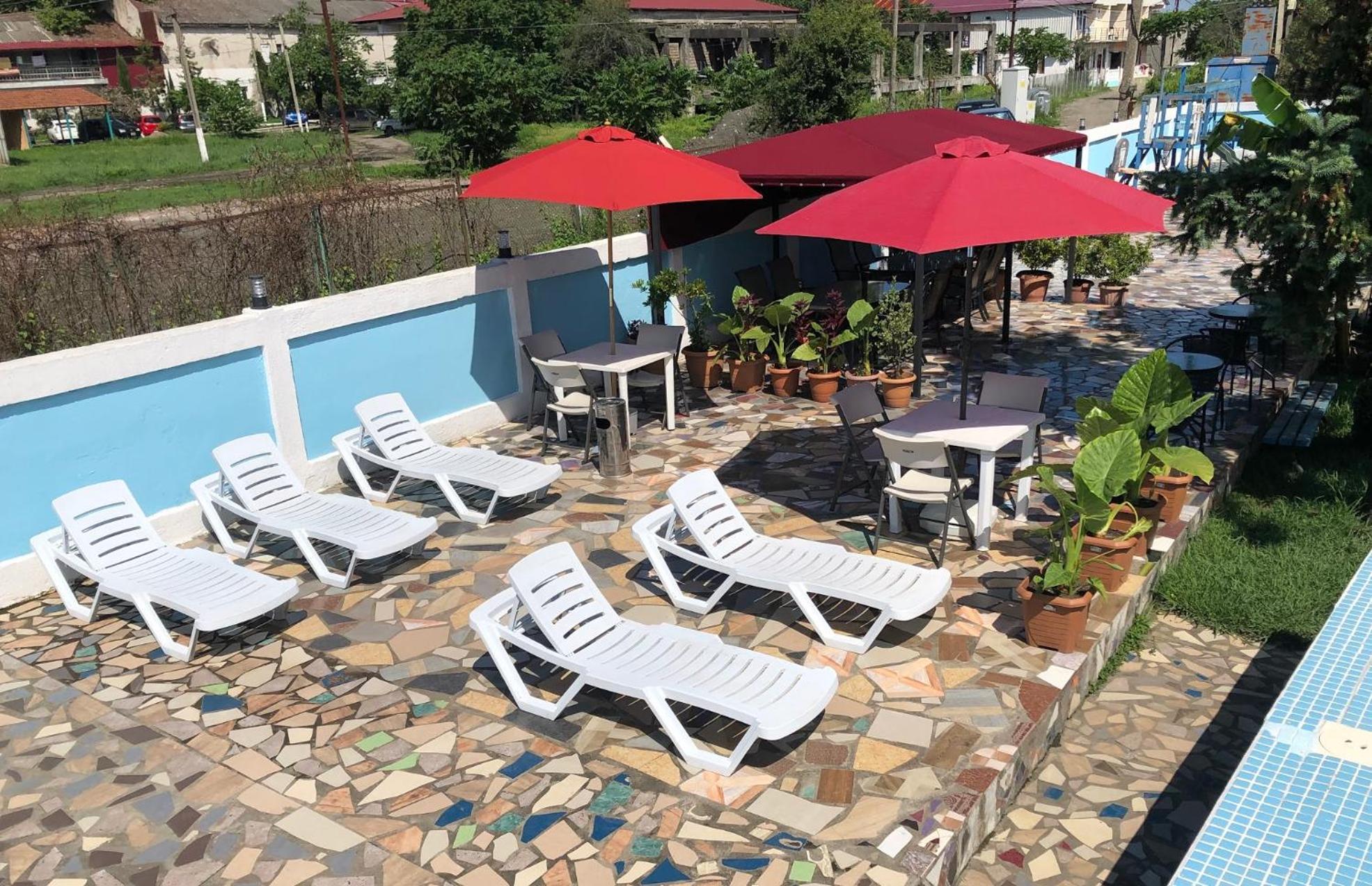Hotel Mirage Уреки Экстерьер фото