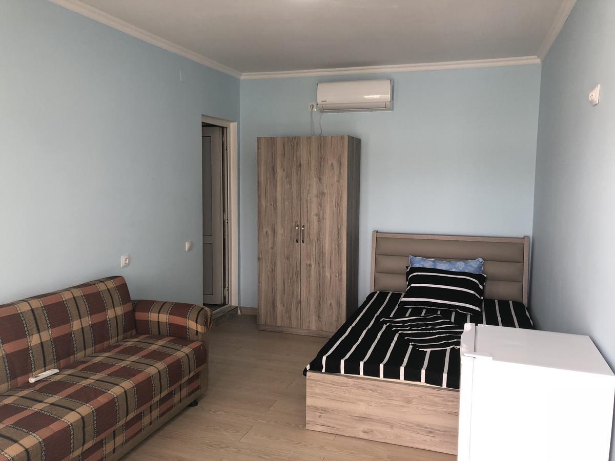 Hotel Mirage Уреки Экстерьер фото